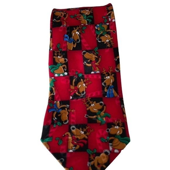 Yule Tie Greetings Tie by MMG Corp Hallmark licensing Reindeer with Scarves - Picture 2 of 10
